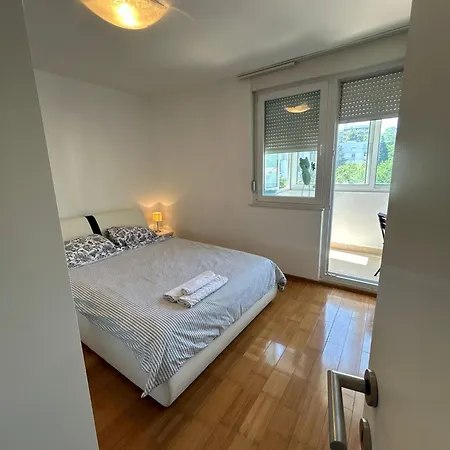 Apartmant Lorena *